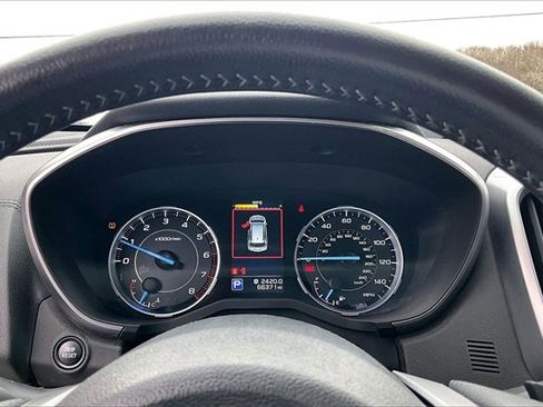 Used 2021 Subaru Ascent Limited w/ Technology Package image 18