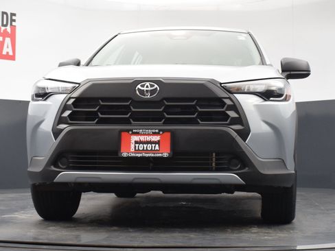 Used 2026 Toyota Corolla Cross L image 31