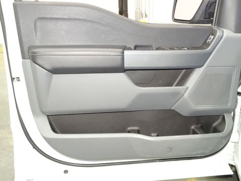 Used 2023 Ford F150 XLT w/ Trailer Tow Package image 16