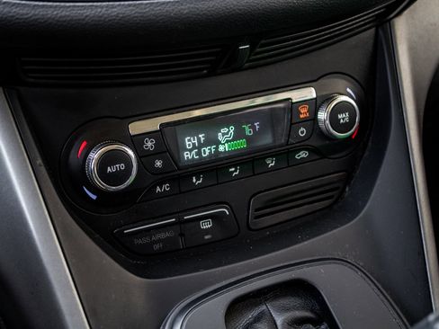 Used 2014 Ford Escape SE w/ Equipment Group 201A AWD/4WD image 19