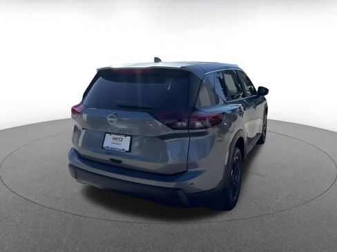 Used 2025 Nissan Rogue SV image 14