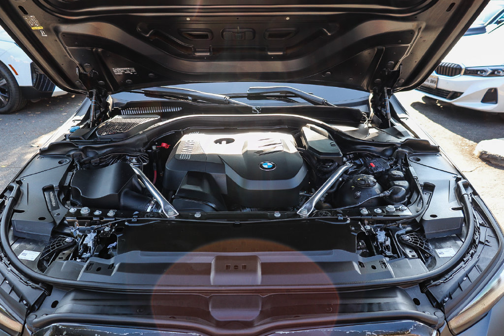 Certified 2024 BMW 530i w/ M Sport Package RWD image 24