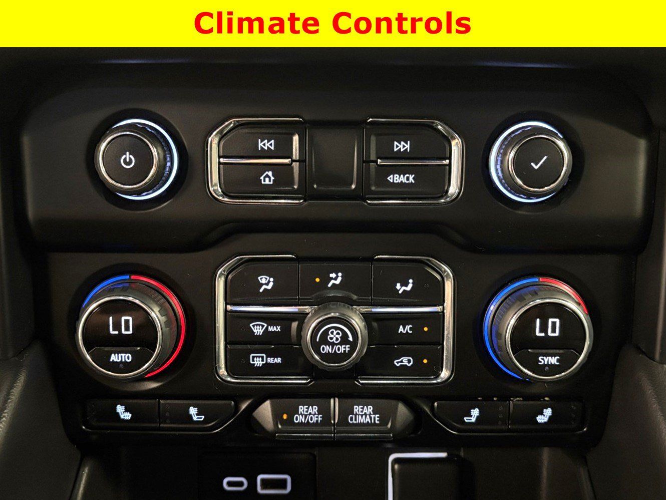 Used 2022 Chevrolet Tahoe Z71 w/ Luxury Package AWD/4WD image 27