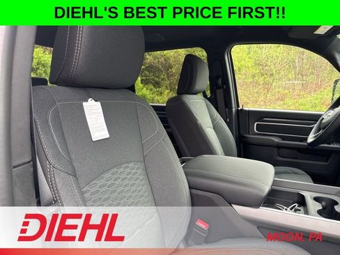 New 2026 RAM 3500 Big Horn AWD/4WD image 16