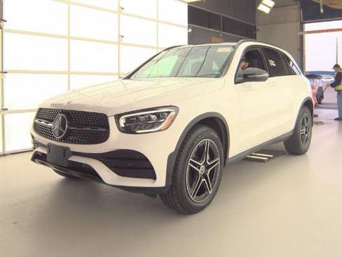 Used 2020 Mercedes-Benz GLC 300 4MATIC w/ AMG Line image 1