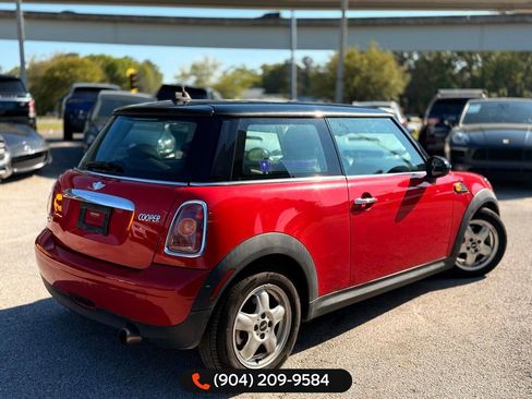 Used 2010 MINI Cooper Hardtop image 5