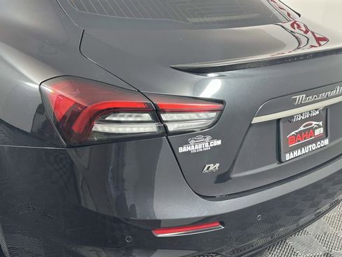 Used 2023 Maserati Ghibli Modena Q4 image 16