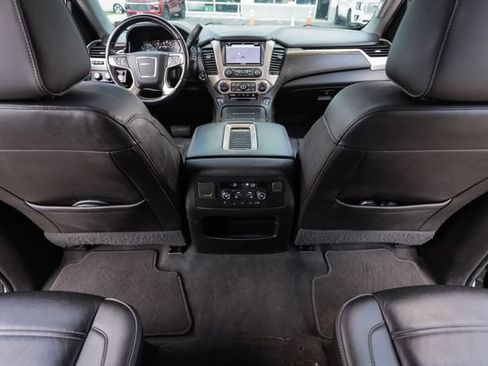 Used 2019 GMC Yukon Denali w/ Denali Ultimate Package AWD/4WD image 35