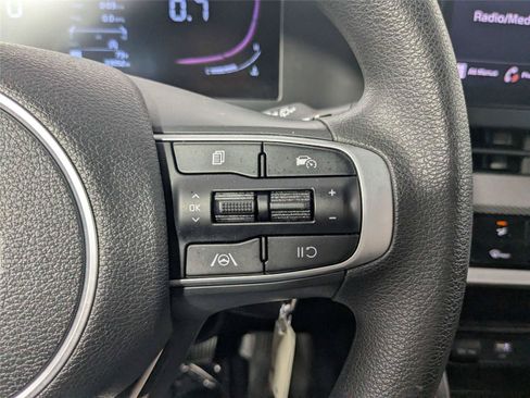 Used 2024 Kia Sportage LX FWD image 18