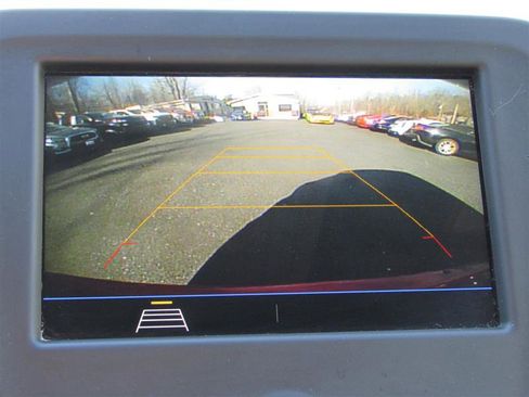 Used 2019 Chevrolet Equinox LT image 20