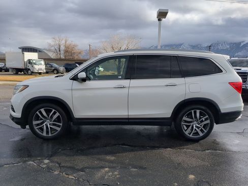Used 2016 Honda Pilot Touring image 2