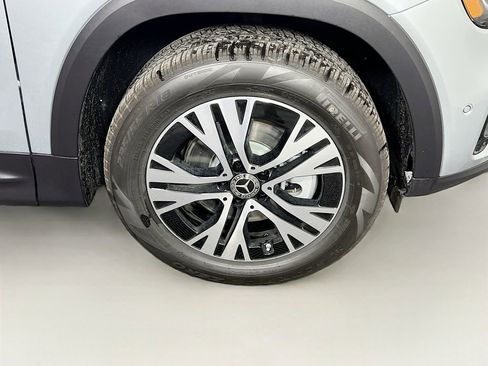 New 2026 Mercedes-Benz GLB 250 4MATIC image 33