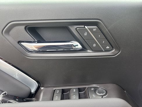 New 2025 Chevrolet Colorado Z71 w/ Z71 Convenience Package 2 image 16