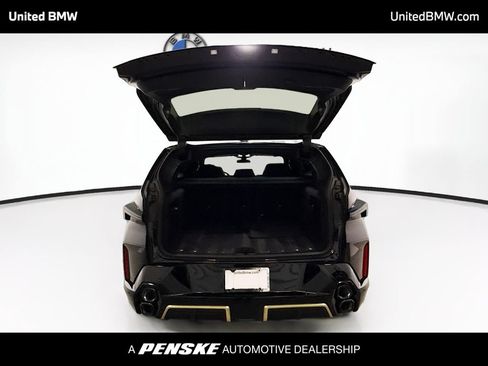 Used 2023 BMW XM AWD/4WD image 12