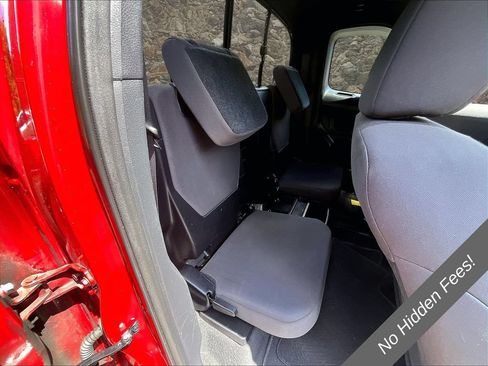 Used 2016 Toyota Tacoma TRD Off-Road w/ Towing Package AWD/4WD image 19
