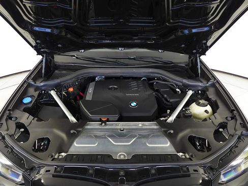 Certified 2024 BMW X4 xDrive30i w/ Premium Package image 6