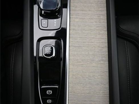 Used 2022 Volvo XC60 B5 Inscription w/ Advanced Package image 10