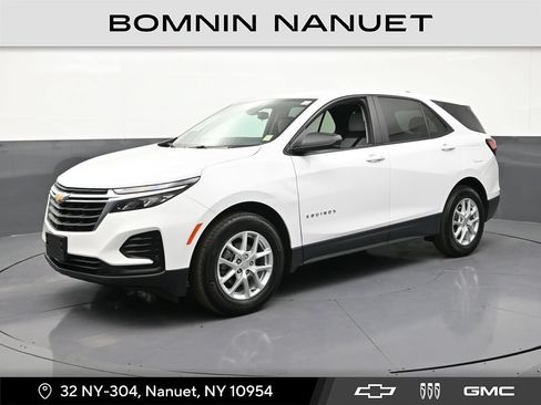 Used 2024 Chevrolet Equinox LS w/ LS Convenience Package FWD image 1