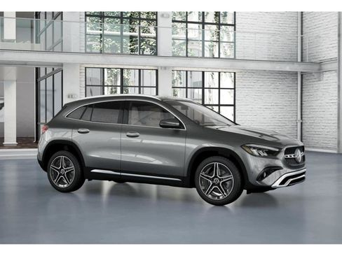 Used 2026 Mercedes-Benz GLA 250 image 12