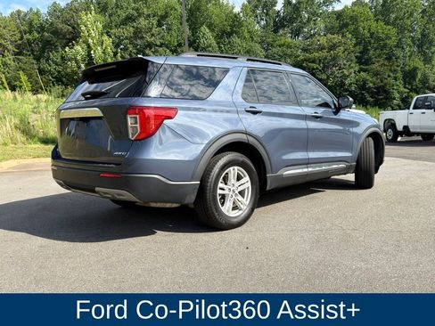 Used 2021 Ford Explorer XLT w/ Equipment Group 202A AWD/4WD image 3