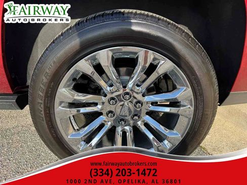 Used 2017 Cadillac Escalade ESV Premium Luxury w/ LPO, Radiant Package image 36