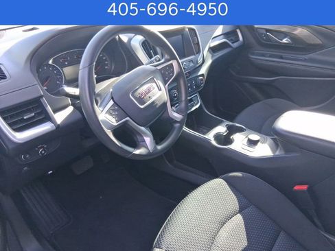 Used 2022 GMC Terrain SLE image 6