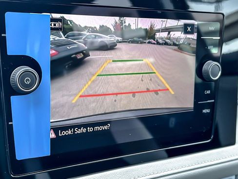 New 2026 Volkswagen Taos SEL image 19