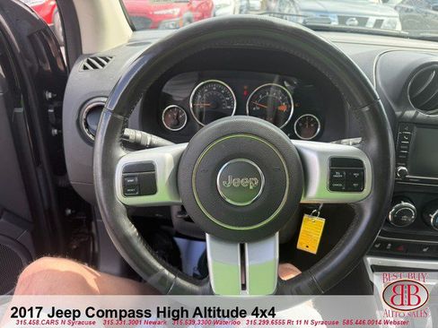 Used 2017 Jeep Compass High Altitude AWD/4WD image 13