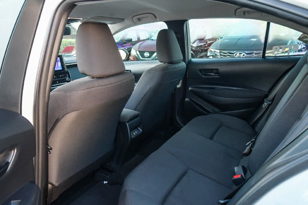 Used 2024 Toyota Corolla LE FWD image 19