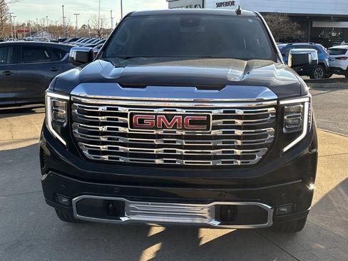 Used 2022 GMC Sierra 1500 SLT image 12
