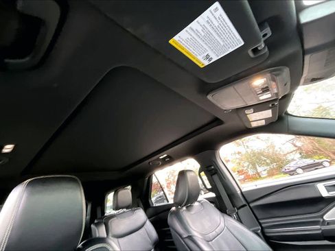 Used 2020 Ford Explorer ST w/ ST Street Pack image 13