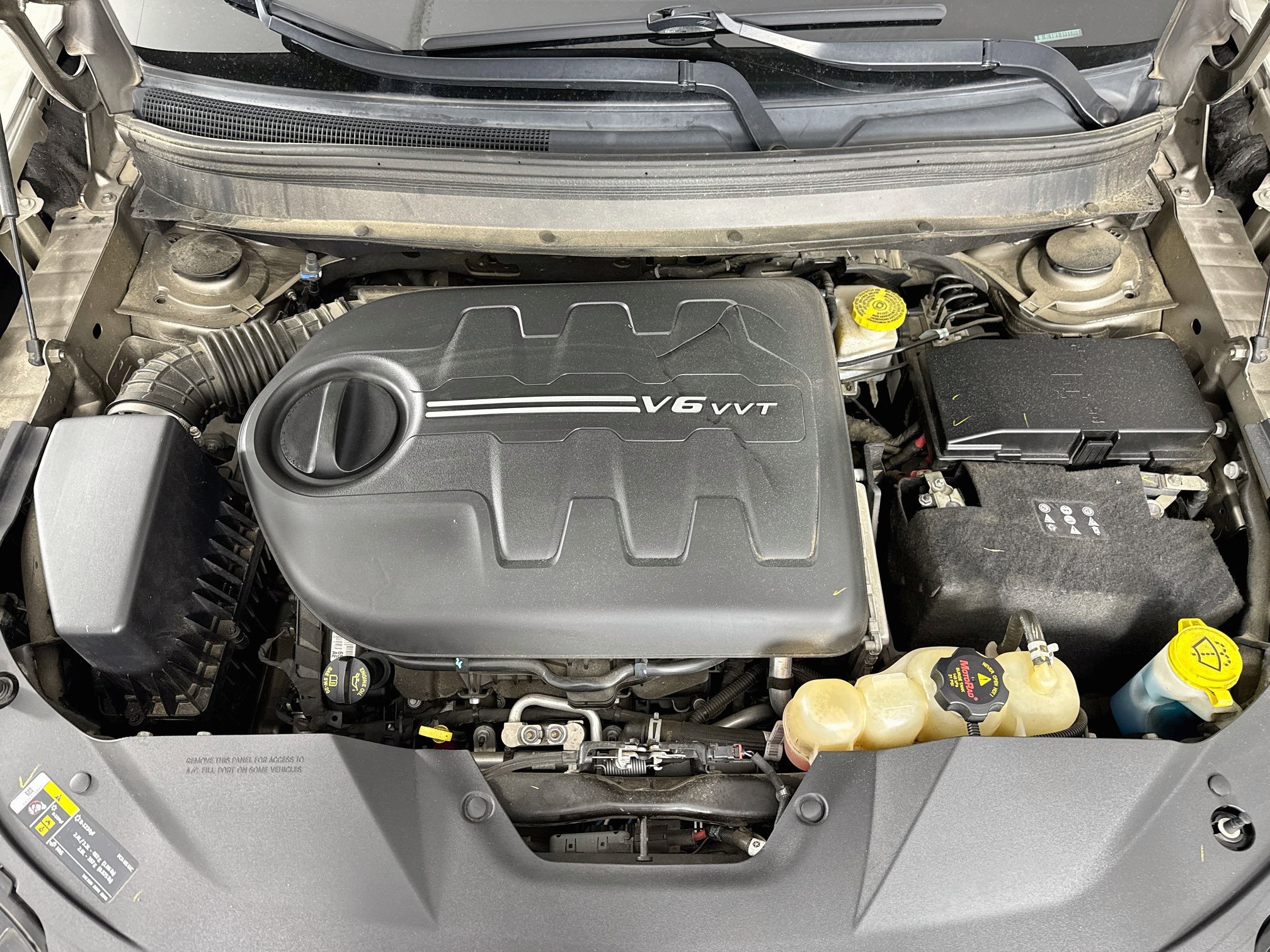 Used 2019 Jeep Cherokee Latitude Plus w/ Cold Weather Group AWD/4WD image 30