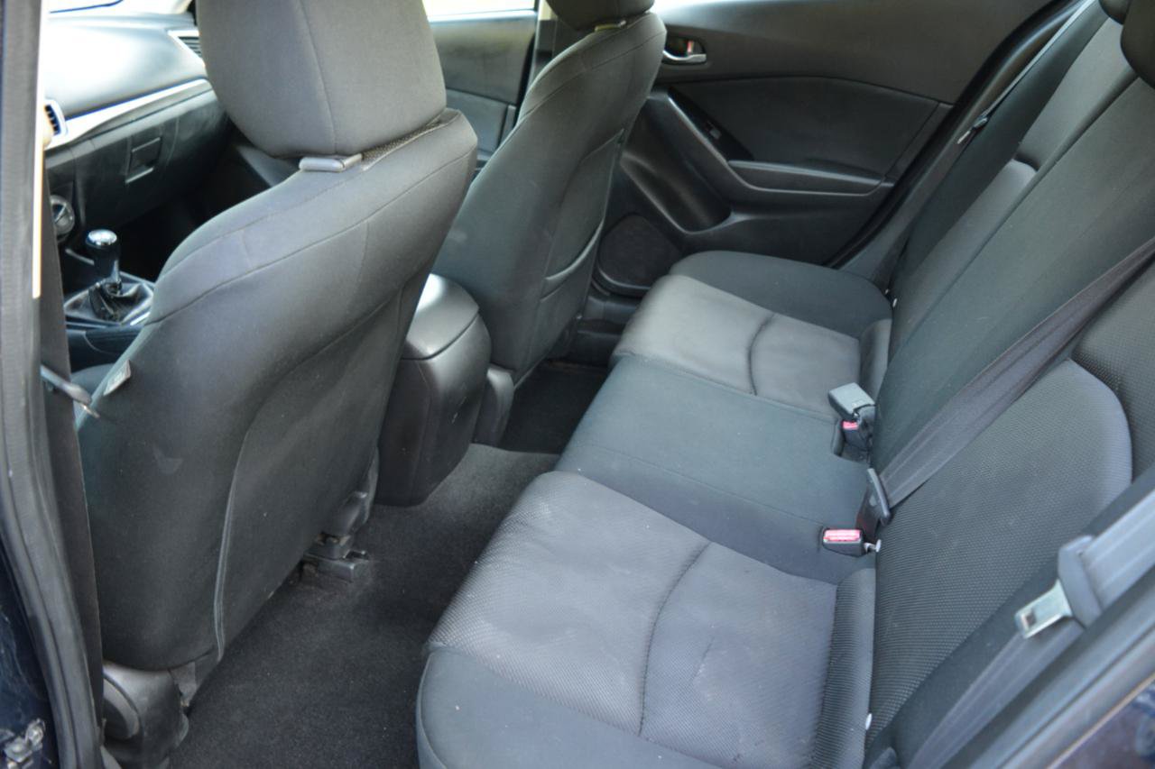 Used 2017 MAZDA MAZDA3 Sport FWD image 15