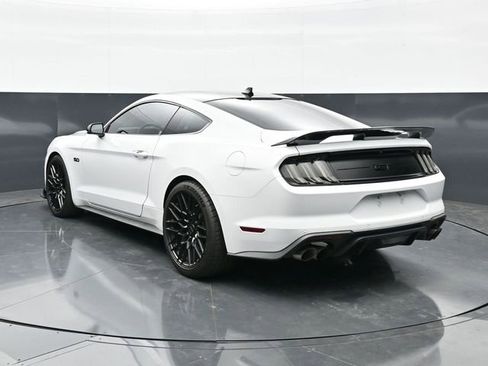 Used 2022 Ford Mustang GT Premium w/ Equipment Group 401A RWD image 8