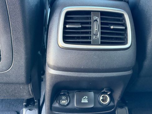 Certified 2017 Kia Sorento SX AWD/4WD image 14