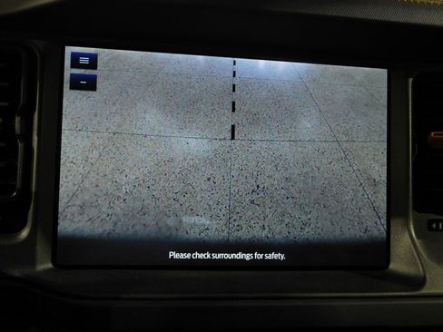 Used 2024 Ford Bronco Badlands image 58