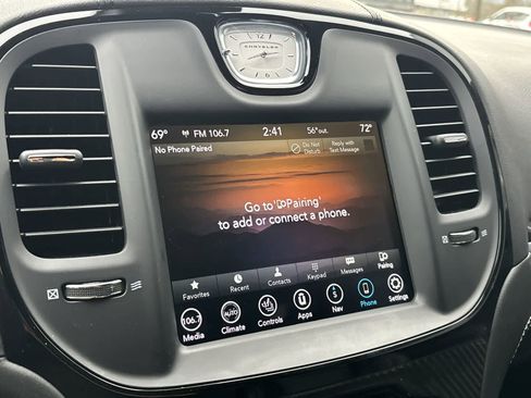 Used 2023 Chrysler 300 C image 20