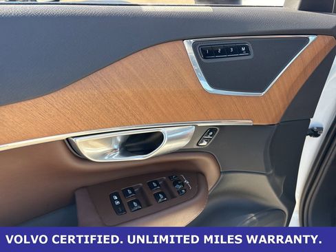 Certified 2024 Volvo XC90 B5 Plus w/ Protection Package Premier image 16