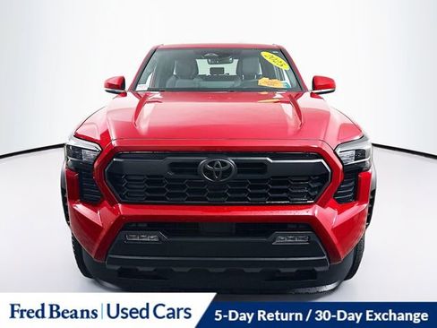 Used 2025 Toyota Tacoma TRD Off-Road AWD/4WD image 2