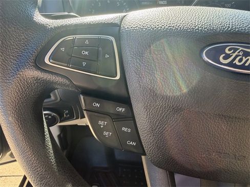 Used 2018 Ford Focus SE image 20