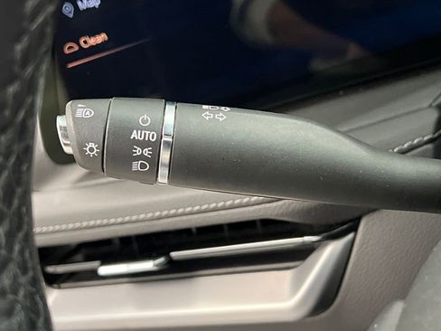 Used 2024 Cadillac XT4 Premium Luxury image 48