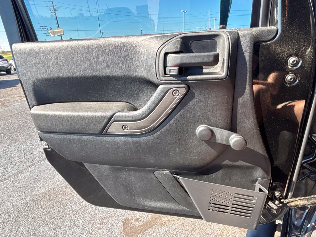 Used 2012 Jeep Wrangler Sport AWD/4WD image 7