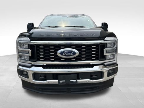 Used 2023 Ford F350 Lariat w/ Lariat Ultimate Package AWD/4WD image 12