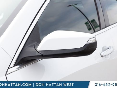 Used 2017 Chevrolet Malibu Premier w/ Premier Sun and Wheel Package FWD image 25