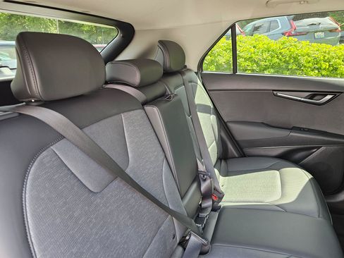 Used 2023 Kia Niro Wave FWD image 13