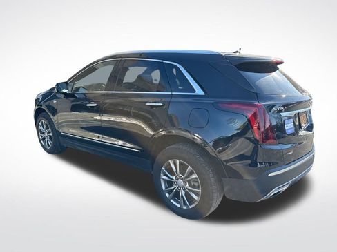 Certified 2023 Cadillac XT5 Premium Luxury image 3