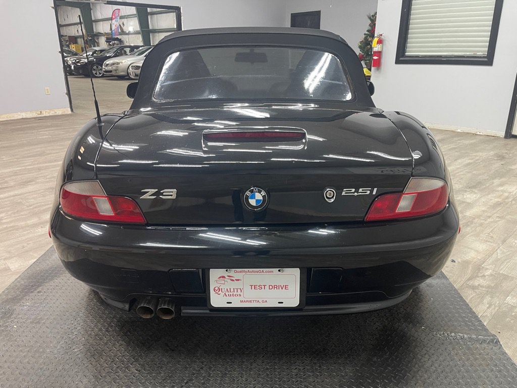 Used 2002 BMW Z3 2.5i RWD image 11