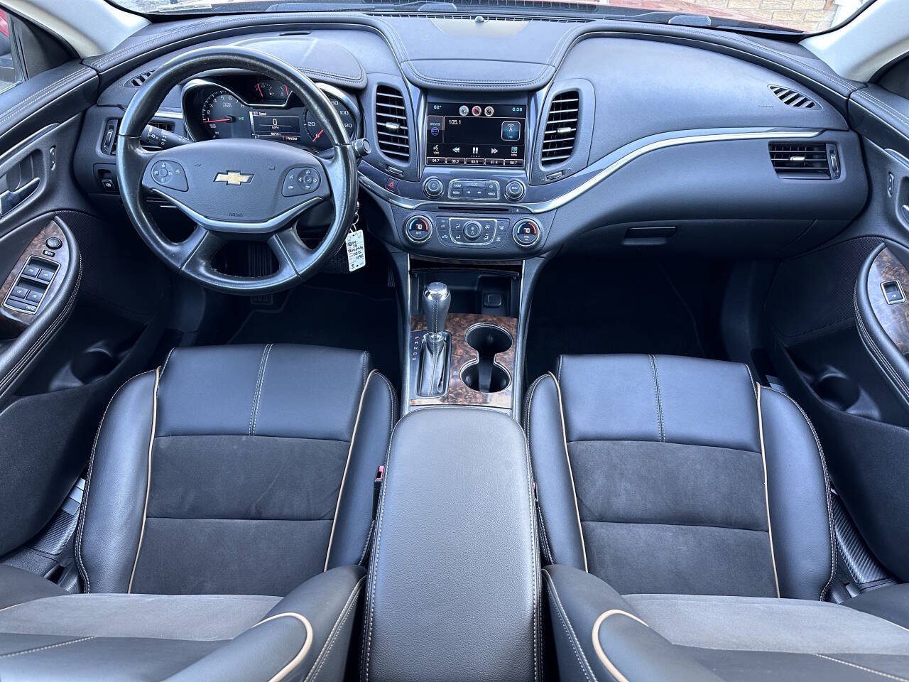 Used 2015 Chevrolet Impala LT w/ Convenience Package FWD image 17