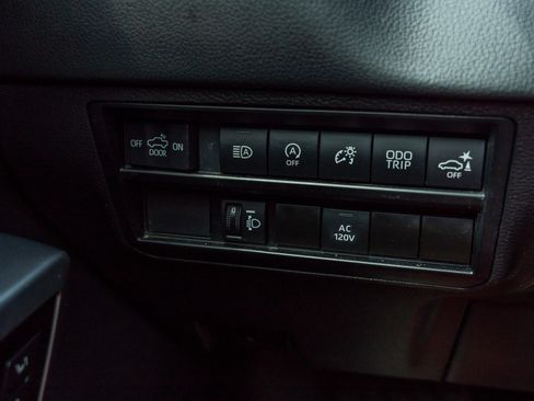 Used 2024 Toyota Tundra Limited w/ Power Package AWD/4WD image 26