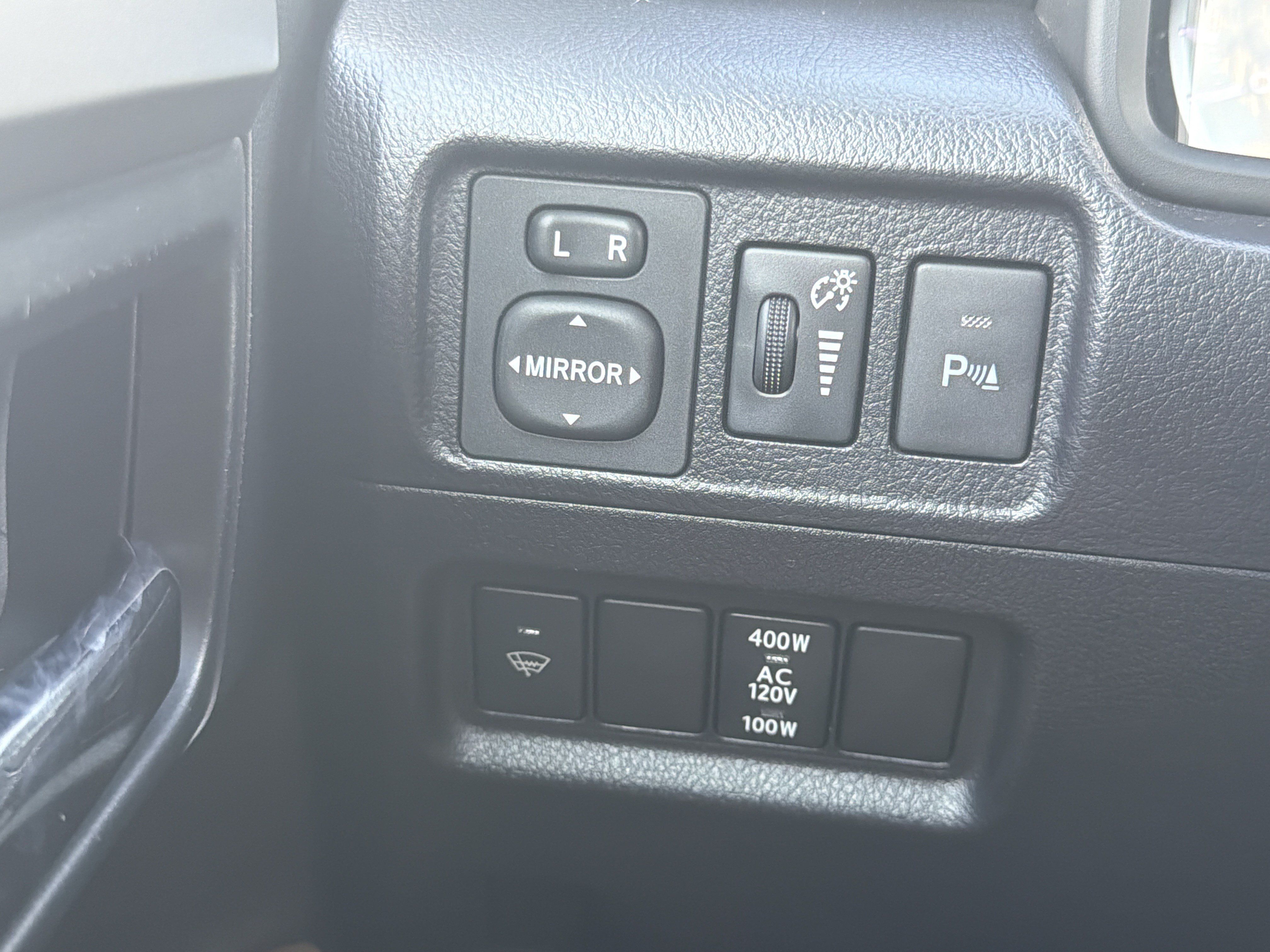 Used 2015 Toyota 4Runner Limited AWD/4WD image 12